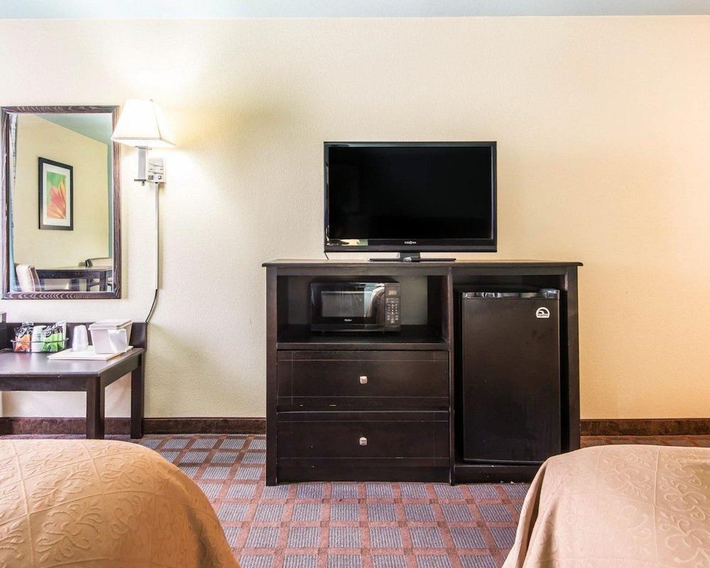 Surestay Plus Hotel By Best Western Blue Springs Extérieur photo